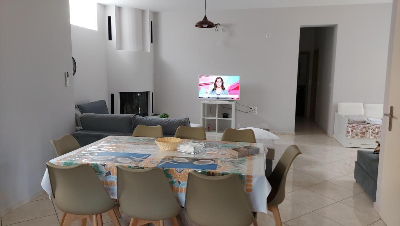Апартаменти Gianni & Sophia Airport House Артеміда Екстер'єр фото